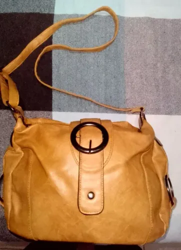 BOLSA FEMININA DE OMBRO