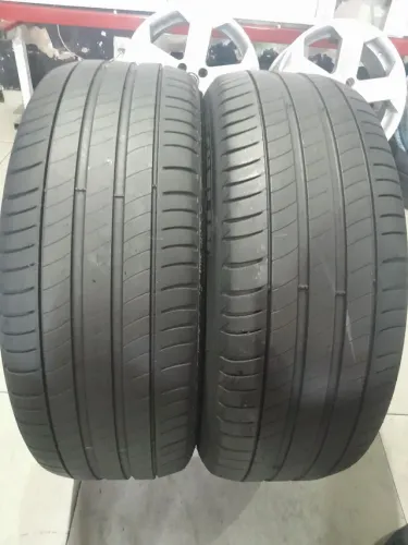 Pneus Michelin 215 55 17 327 reais cada abase de troca