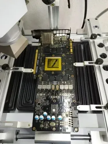Manutenção em Notebooks, Reparo em Placas de Vídeo, Carcaças de Not, Placa Mãe, Monitores