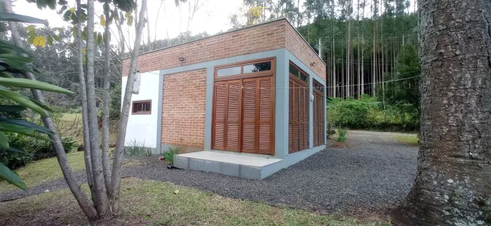 Sítio 2800 m² em Rolante RS Casa Mista Frutíferas Casa de Máquina Vista