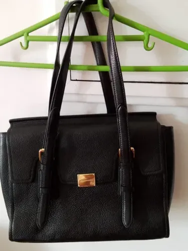 Bolsa bcegmaxazria preta usada