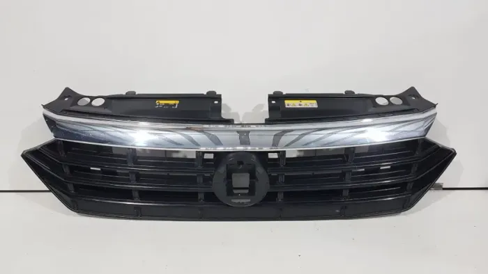 Grade Volkswagen Jetta 2019 2020 2021 2022 Sem Emblema e com detalhe BG3085