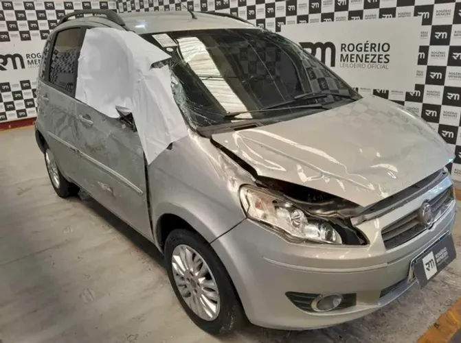 Sucata de Fiat Idea 1.4 fire 2014 para venda de peças e partes
