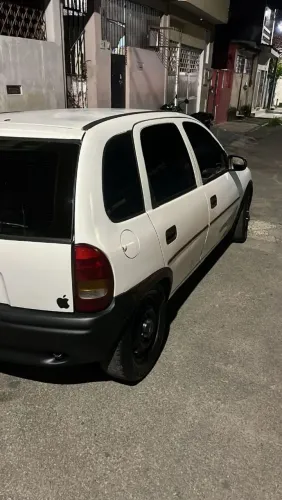 Chevrolet Corsa Super 1.0 MPFI / 2P E 4P 1998