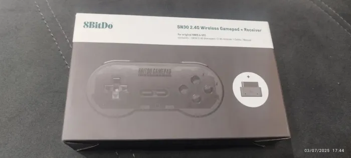 Controle 8BitDo SN30 2.4G Wireless Gamepad