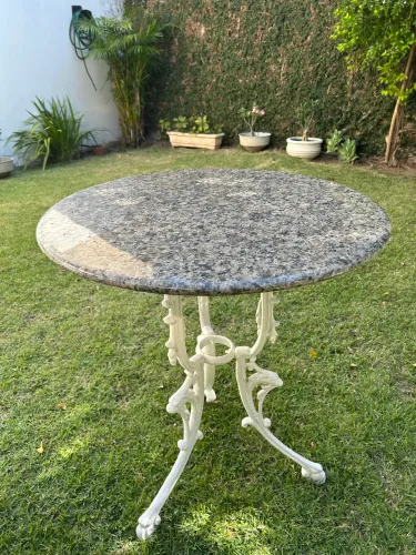 Mesa ferro fundido e granito 
