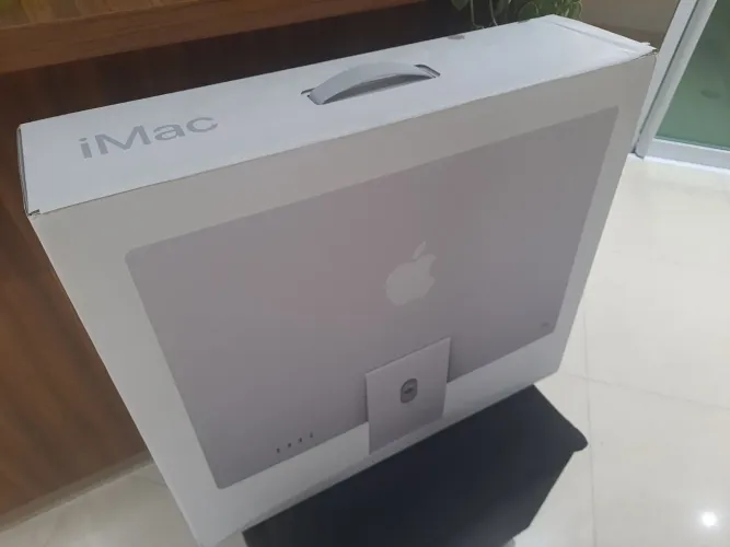 iMac M4 24' 24GB 512GB 10C CPU lacrado