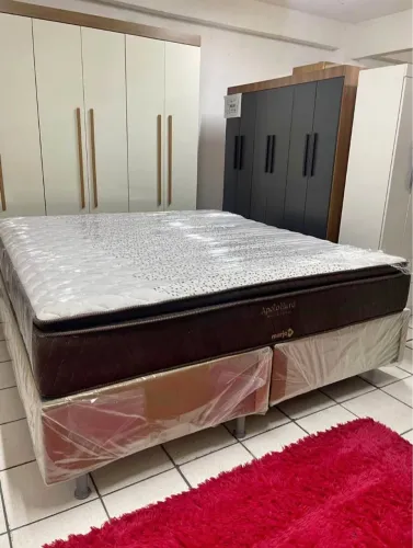 Cama super king // molas ensacadas individualmente