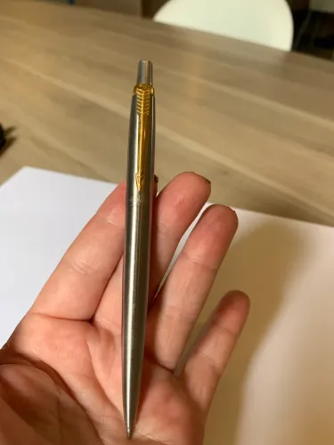 caneta esferográfica Parker Jotter em aço inoxidável