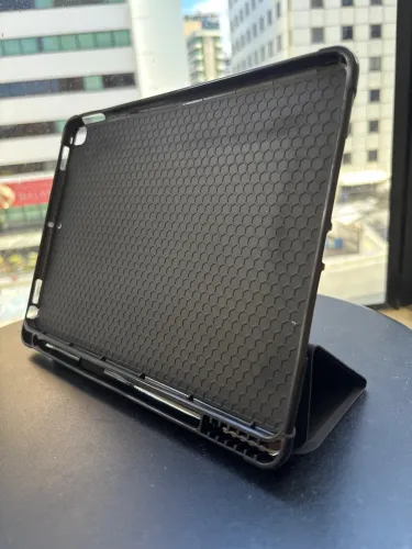 Capa protetora para tablet - Design moderno e resistente