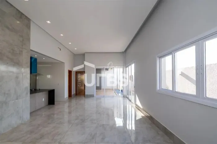 Casa à venda no Jardins Porto 3 suítes, 4 vagas