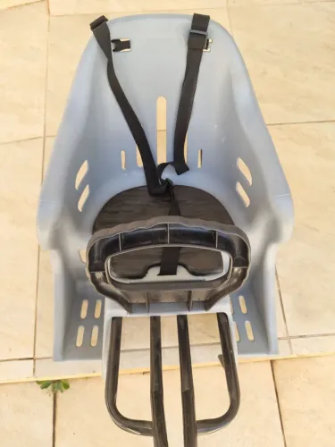Cadeirinha para Bicicleta marca Kalf (com garupa inclusa)