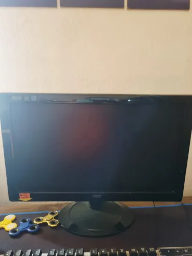 01 Monitor AOC