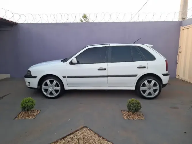 Volkswagen Gol Geração III Power 1.6 MI Total Flex Mec. 4P 2005