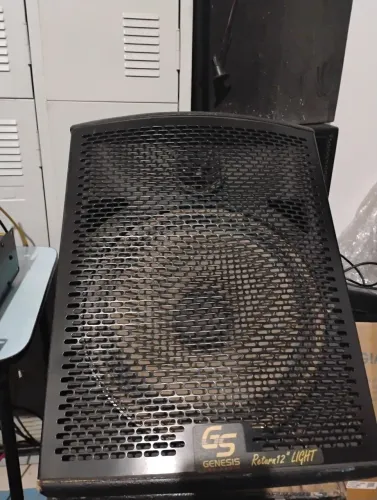 VENDE -SE CONJUNTO DE SOM   - MESA SOM, AMPLIFICADOR,4CAIXAS ,CAIXA METEORO 