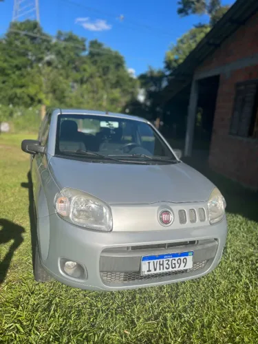 Fiat Uno Vivace/rua 1.0 EVO Fire Flex 8V 5P 2014