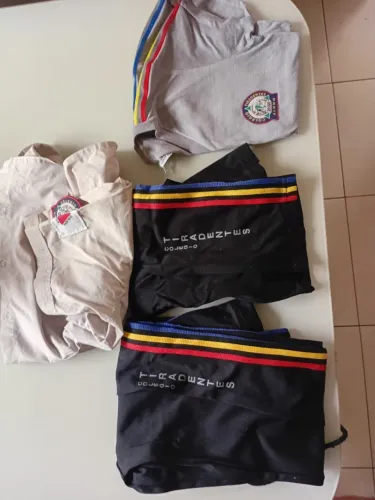 Vende-se uniforme do Colégio Tiradentes da PMMG