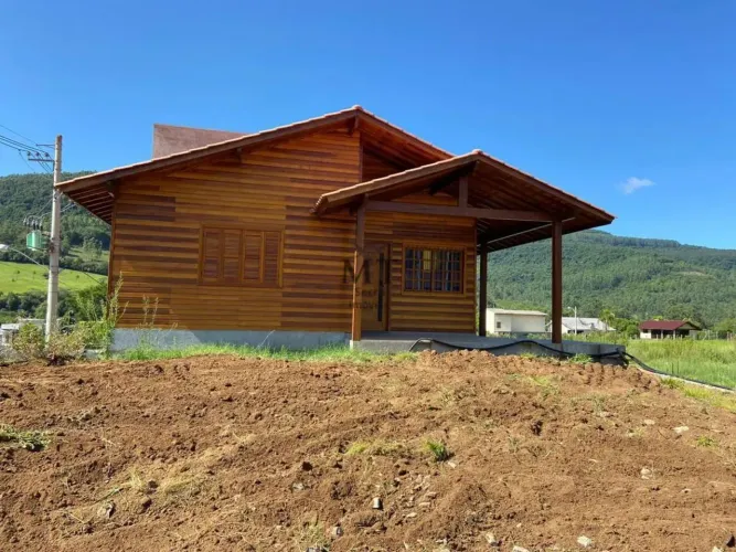 Casa com 02 dormitórios a venda em Picada Café. RS Ref.:26