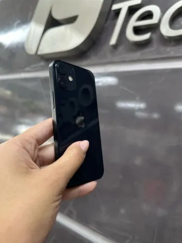 iPhone 12 Mini  64GB  79% saúde da bateria  Cor preto   Com ótimo estado de conservação