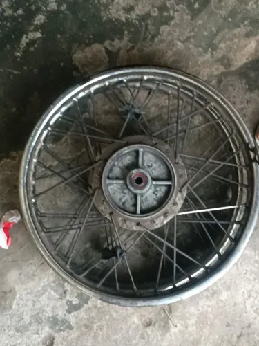 Roda de moto aro 18 