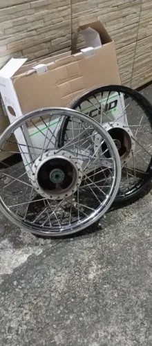 PAR DE RODAS FREIO TAMBOR 