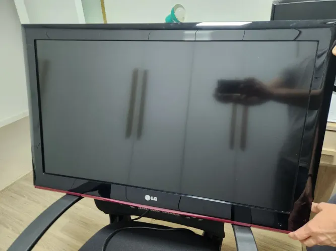 Tv LG 32 polegadas sem áudio / Monitor