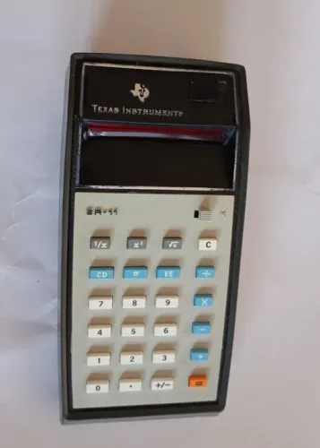 Antiga Calculadora Texas Instruments Sr-11 ( Não Liga )