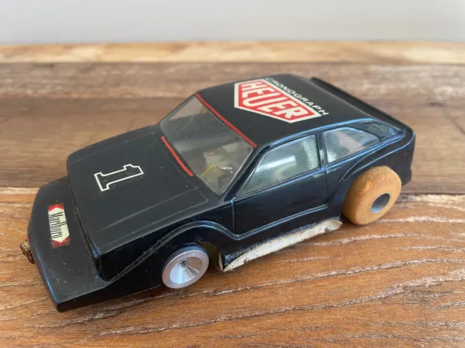 Miniatura Carro de Corrida Heuer Marlboro