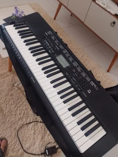 Teclado Casio 61 Teclas (Seminovo)