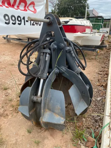 Garra Sucateira Hidráulica