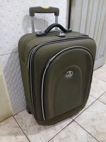 Mala primicia 64 de cima pra baixo 42 de largura