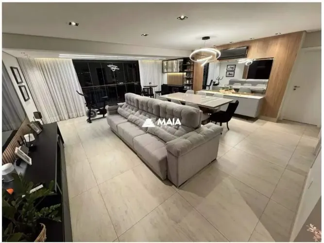 Apartamento no Mercês