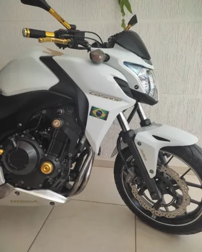 HORA CB500F BRANCA MUITO NOVA RARIDADE