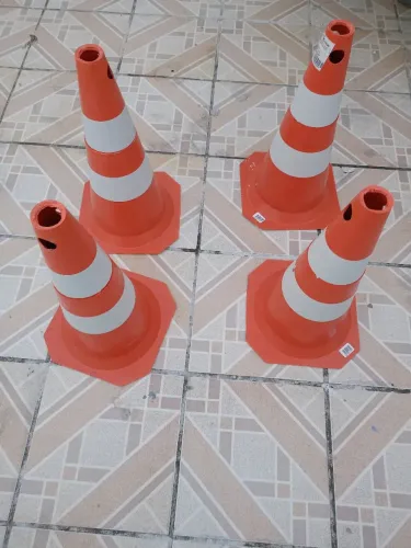 Vendo cone nunca usao