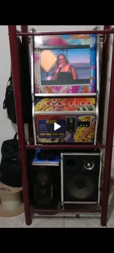 Vendo máquina de música