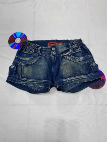 Shorts jeans Cintura média