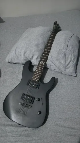 Guitarra ESP LDT M10 Preto Fosco (Black Satin)