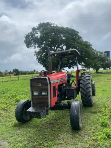 Trator MF 296
