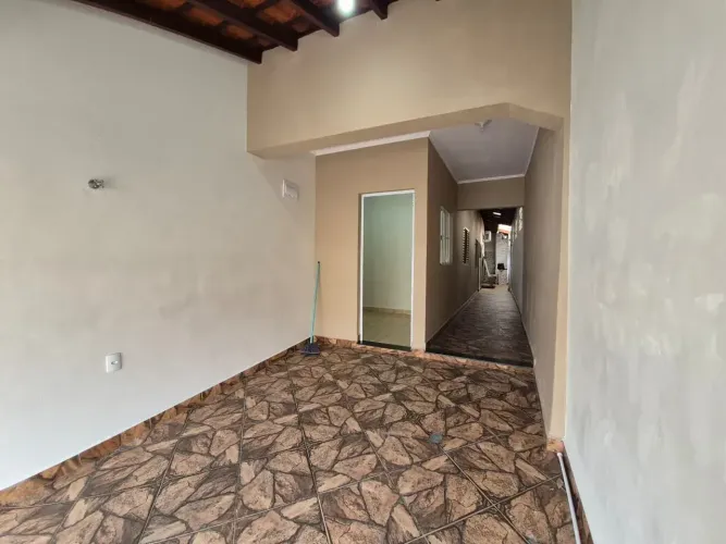 ALUGUEL COM IPTU INCLUSO: CASA COMPLETA NO PQ. SÃO MIGUEL PRÓXIMO AO UNASP!