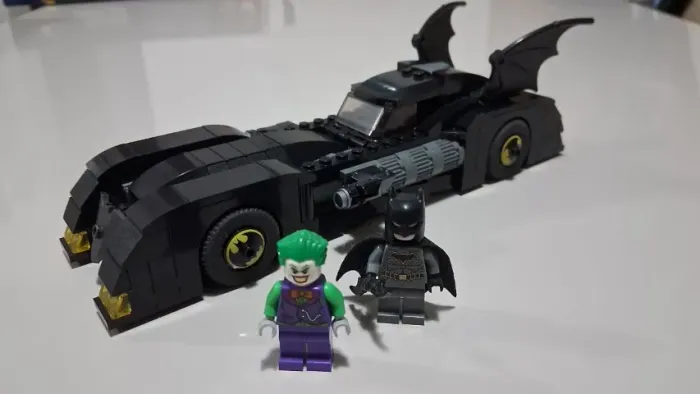 LEGO - Batman Batmobile - Pursuit of The Joker 76119