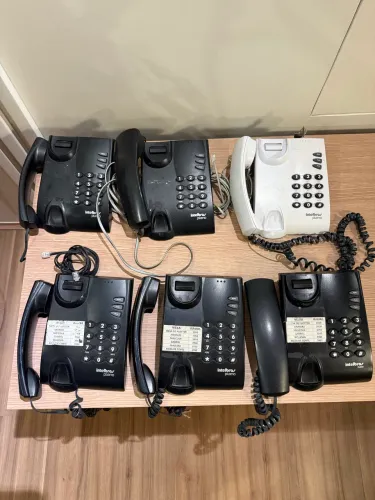 Lote com 6 Telefones Analógicos Intelbras Pleno