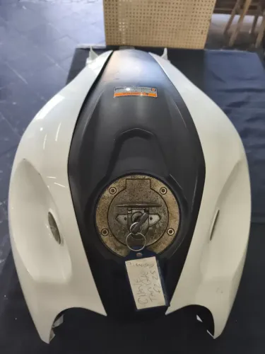TANQUE SERVE PARA YAMAHA FZ 15 OU FZ25 