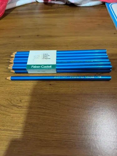 Lote original com 13 lápis Johann Faber PRESTO 1600, modelo clássico da década de 1970.