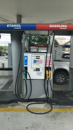   2   unidade Bombas de gasolina gilbarco 6 bicos  ad duas por 15k