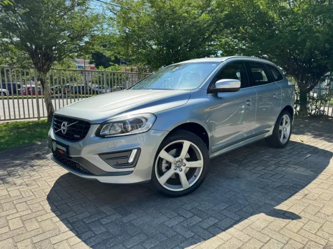 Volvo XC-60 XC 60 T-5 Dynamic 2.0 FWD Turbo Gasolina 4P AUT 2015