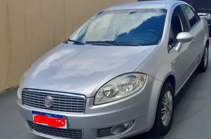 Fiat Linea 1.9/ HLX 1.9/ 1.8 Flex 16V 4P 2010