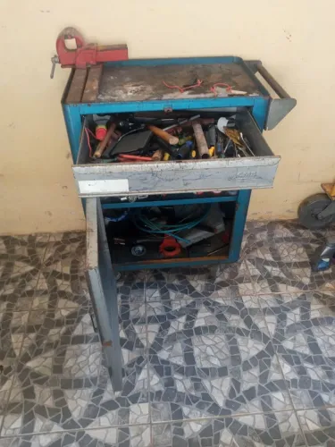 Carrinho Ferramentas
