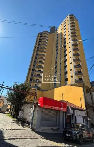 Apartamento à venda, no centro de Pouso Alegre, com dois dormitórios (1 suíte) por R$650.0