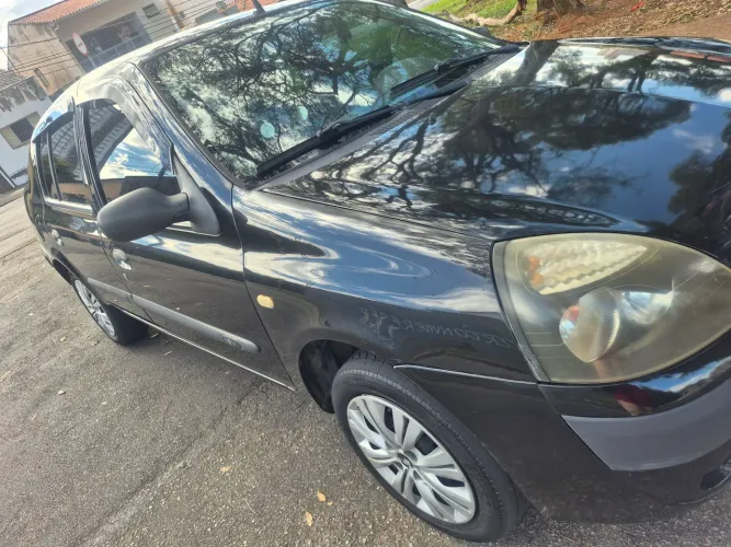 Renault Clio Authentique 1.0/1.0 Hi-power 16V 3P 2003