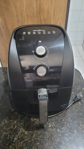 Airfryer Britania 5.5 litros
